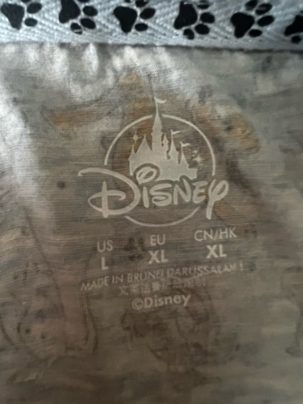 Disney Parks Reigning Dogs Women’s Short Sleeve Tee Shirt Large Lady Pluto - Picture 7 of 9